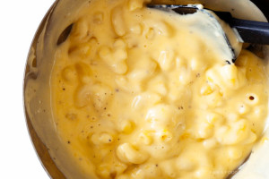 mac and cheese pie recipe - www.iamafoodblog.com