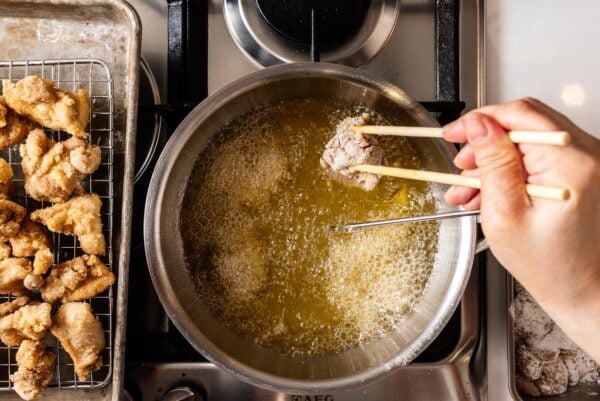 deep frying chicken | www.iamafoodblog.com