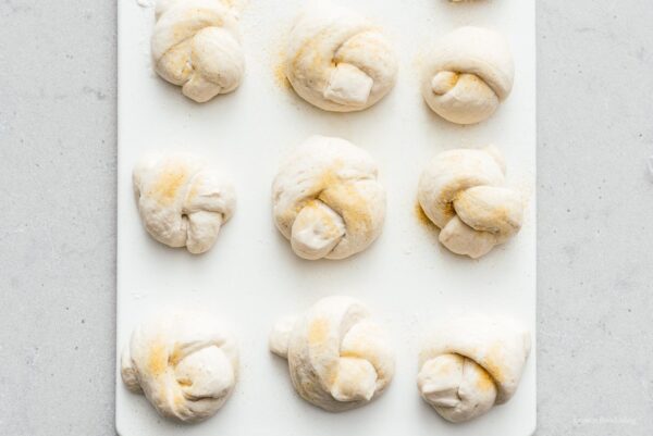 garlic knots | www.iamafoodblog.com