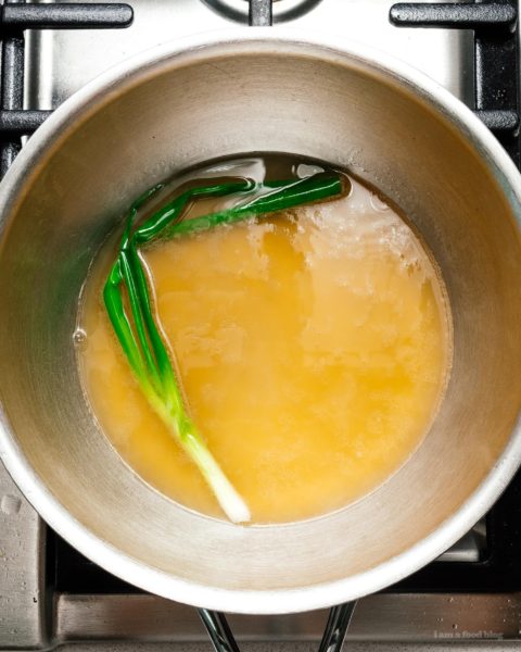 Do you like your wonton soupy or crunchy? Hatch green chile wonton two ways! #greenchile #wonton #hatchchile