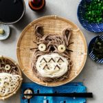 How to make Totoro soba: cold soba noodles with a soy-dashi dipping sauce in the shape of the ever lovable Totoro. You know you wanna eat him! #soba #japanesefood #totorosoba #totoro #totorofood #kawaiifood #soba #recipes