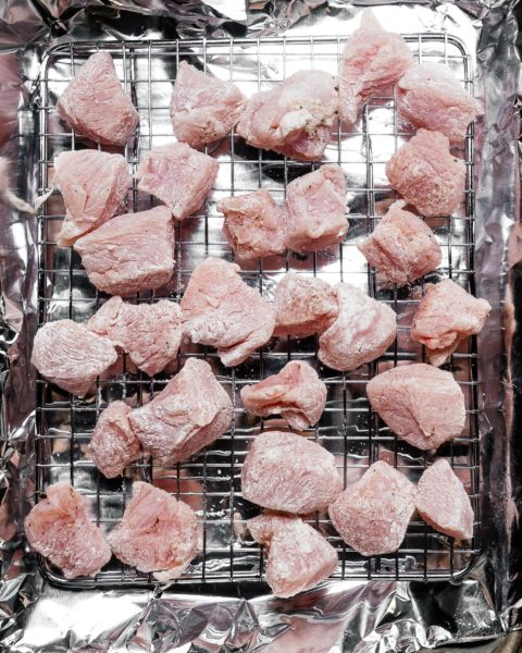 Oven baked orange turkey: Just like orange chicken, but orange turkey. Thanksgiving-ify your favorite take out by subbing chicken with turkey for a super hands-off and easy festive weeknight dinner. #orangechicken #orangeturkey #turkey #thanksgiving #thanksgivingideas #recipes #dinner #weeknight #easy