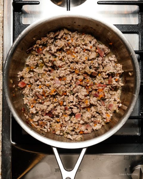 This easy ragu bolognese is perfect for weeknights. Your house will smell like the best Italian kitchens as all the stress from the day just falls away. #bolognese #pasta #weeknightitalian #easyrecipes | www.iamafoodblog.com