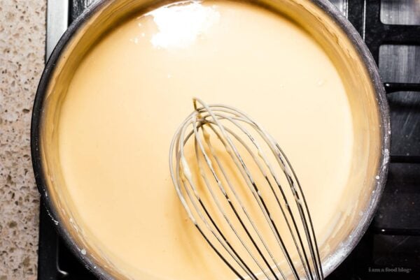 creamy velveeta cheese sauce | www.iamafoodblog.com