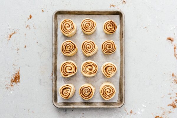 cinnamon roll in pan | www.iamafoodblog.com