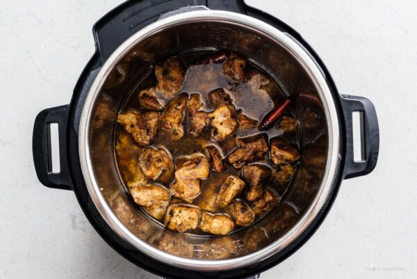 braising carnitas | www.iamafoodblog.com