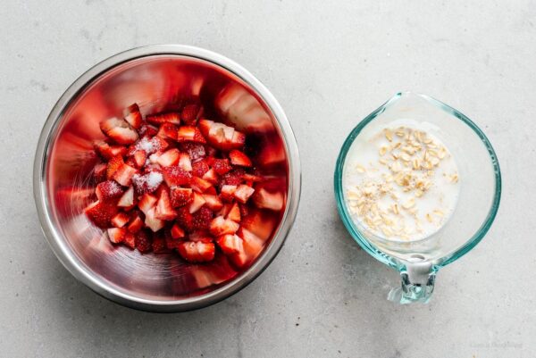 strawberry oat muffin ingredients | www.iamafoodblog.com