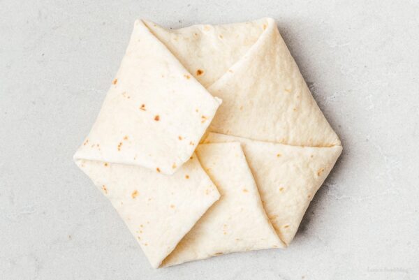 how to fold a crunchwrap | www.iamafoodblog.com
