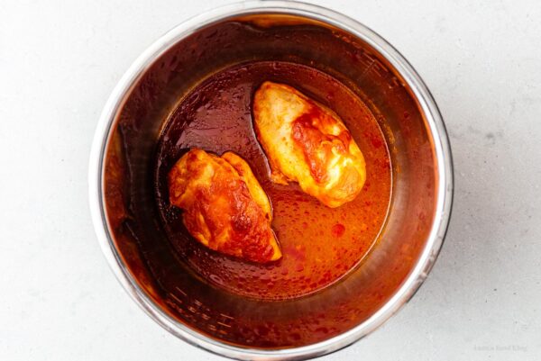 Instant pot chicken breast | www.iamafoodblog.com