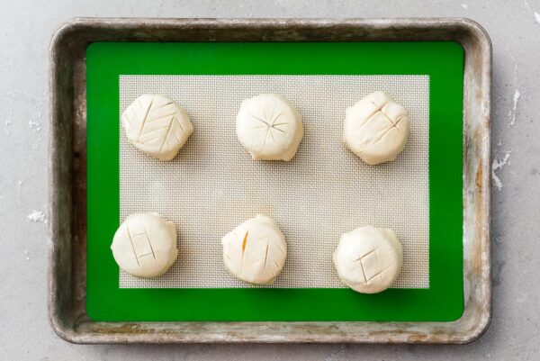 baked brie ready to bake | www.iamafoodblog.com