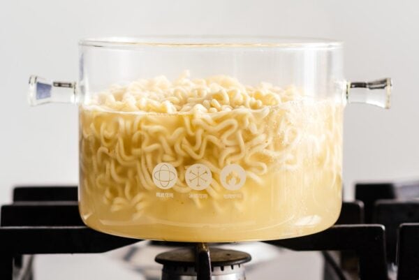 cooked instant noodles | www.iamafoodblog.com