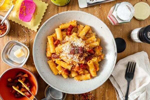 easy rustic vodka sauce | www.iamafoodblog.com