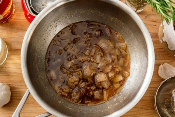 Making au poivre sauce with soy sauce | www.iamafoodblog.com