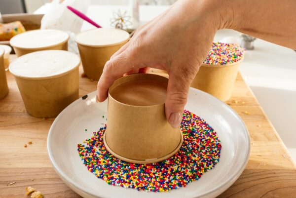 dipping dot cake | www.iamafoodblog.com