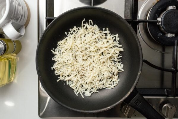 mozzarella cheese in pan | www.iamafoodblog.com